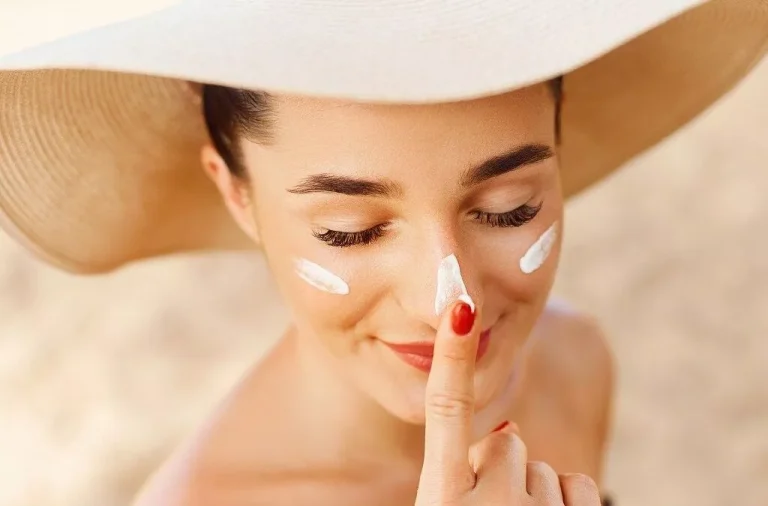 How to Take Care of Your Skin in Summer: 10 Tips