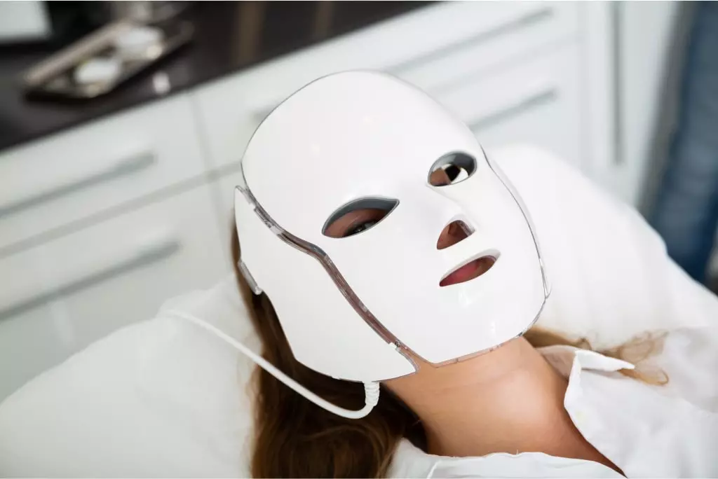 does light therapy work for acne